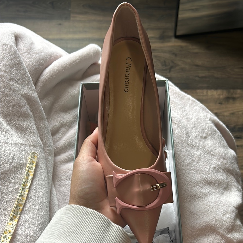 C.Paravano nude pink Women's Pumps